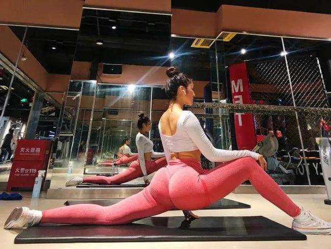 港股收评：恒指涨1.09% 科指涨1.91% 外卖“三巨头”大涨 美团涨近14% 泡泡玛特跌超22%